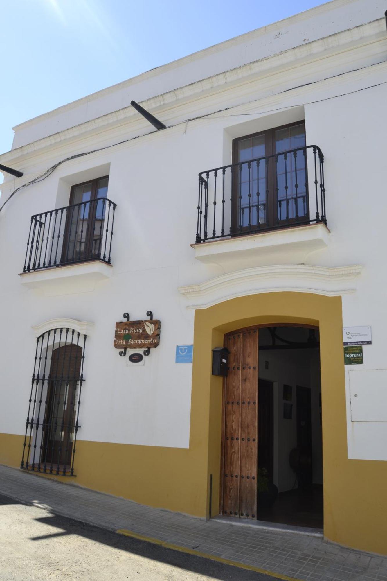 Casa Rural Tita Sacramento Hornachos Kültér fotó